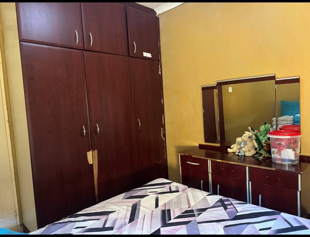 3 BEDROOM FREEHOLD FOR SALE IN HILLARY